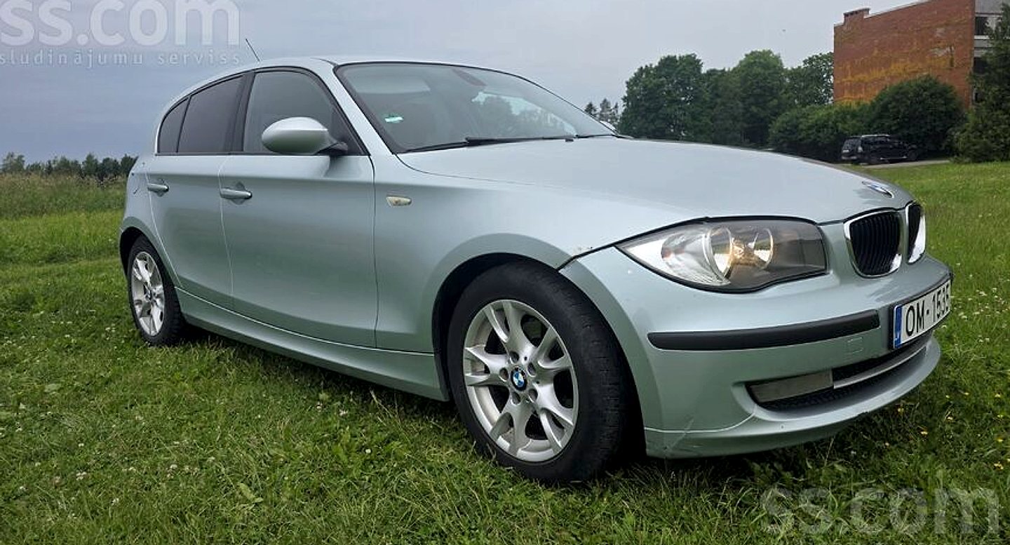 BMW 120 — foto 2