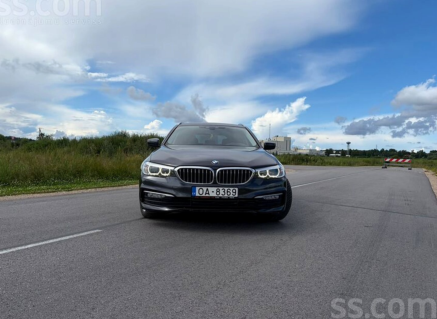 BMW 520 — foto 2