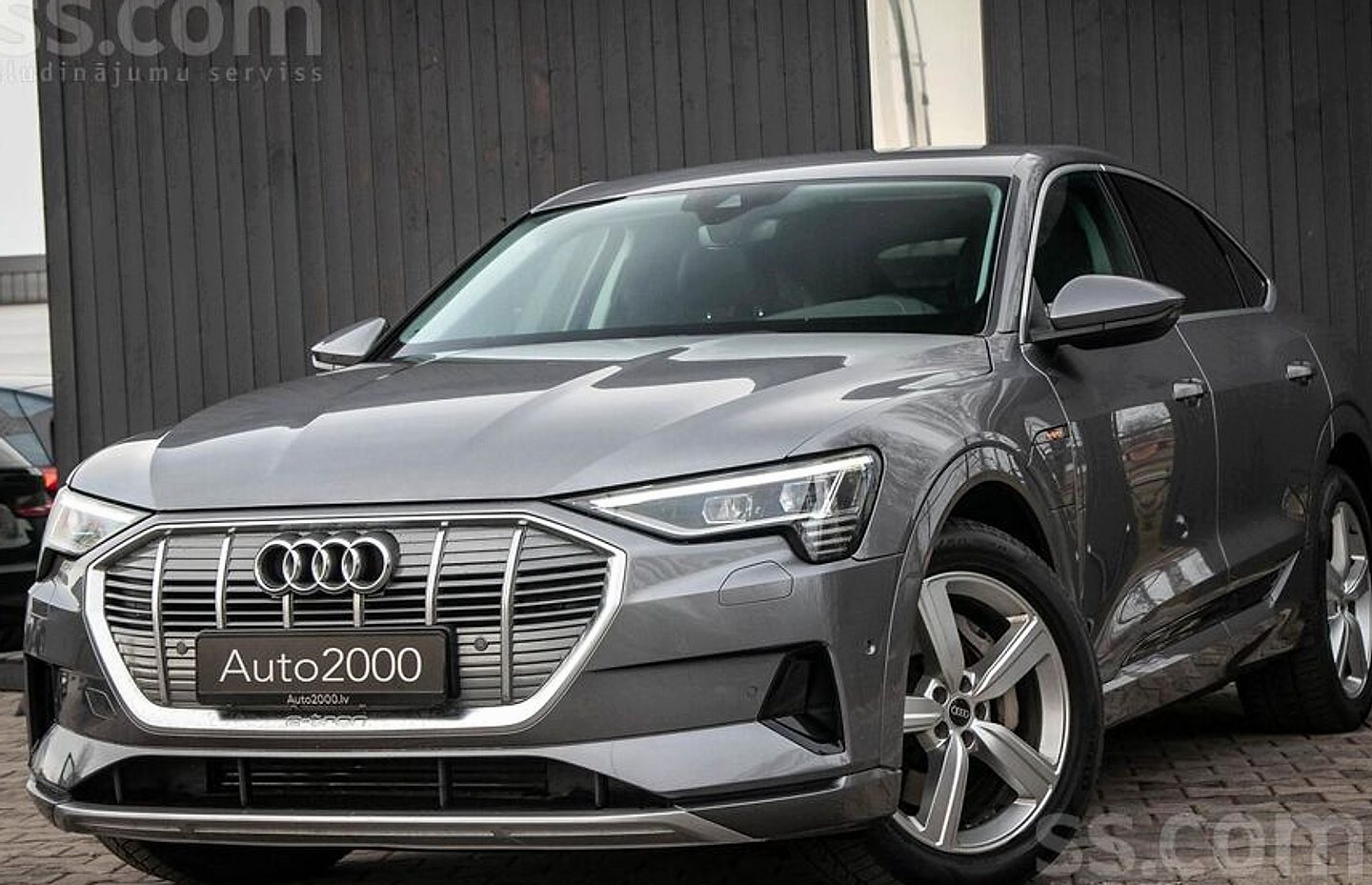 Audi E-tron — foto 3