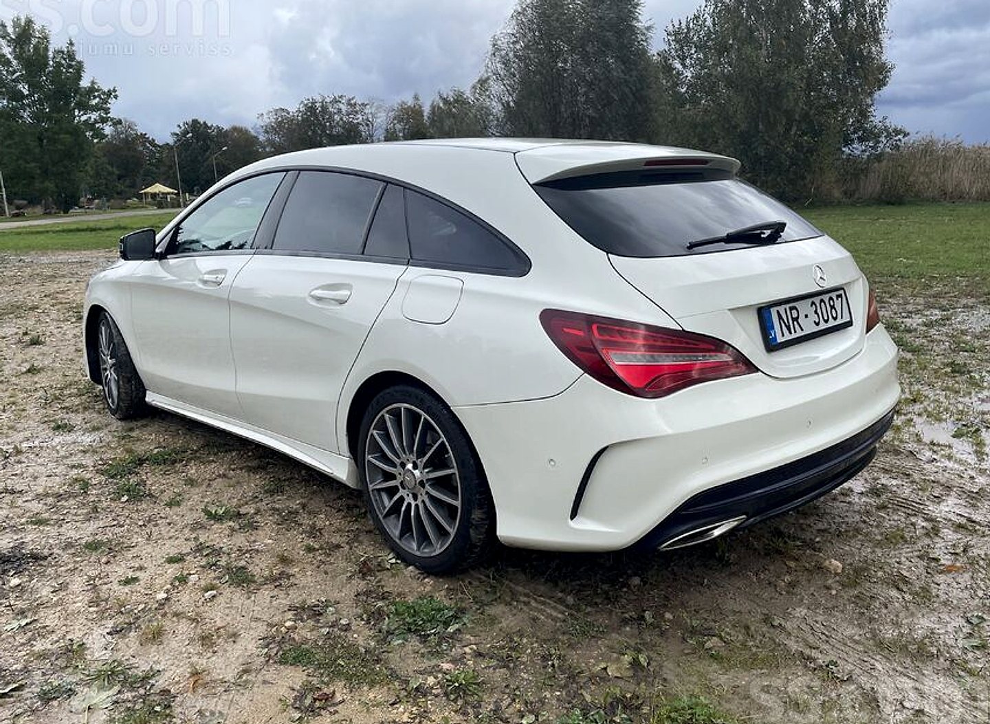Mercedes-Benz CLA180 — foto 4