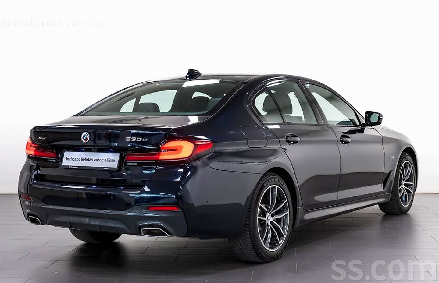 BMW 530 — foto 2