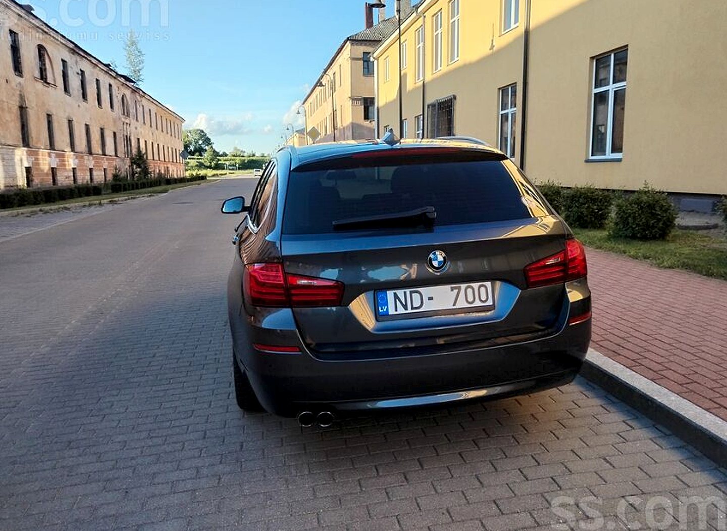 BMW 520 — foto 4