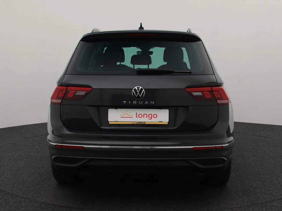 Volkswagen Tiguan — foto 6