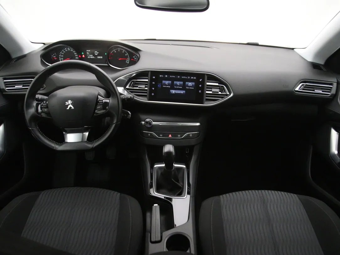 Peugeot 308 — foto 3