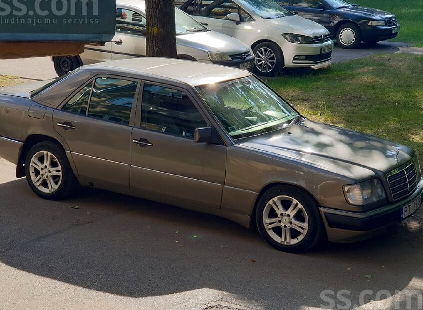 Mercedes-Benz 300 — foto 2