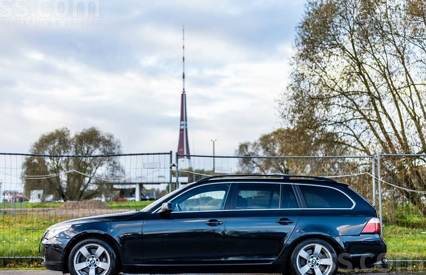 BMW 520 — foto 4
