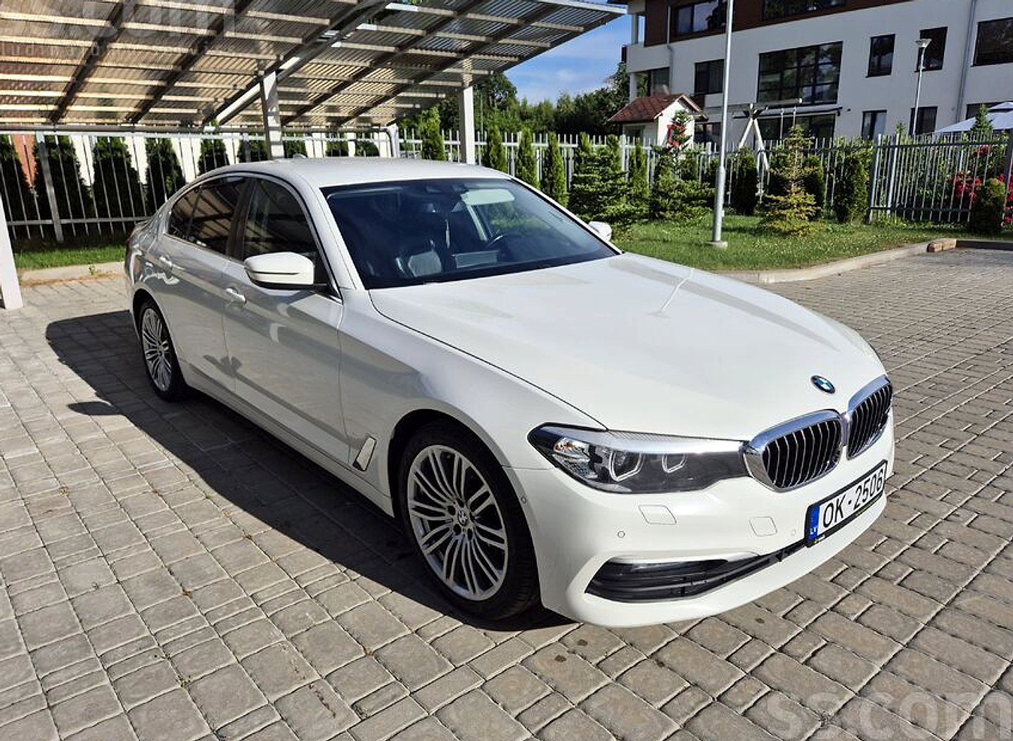 BMW 530 — foto 4