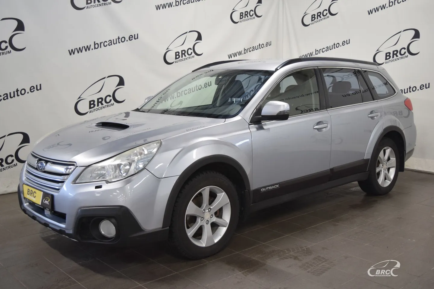 Subaru Outback, 2014. gads