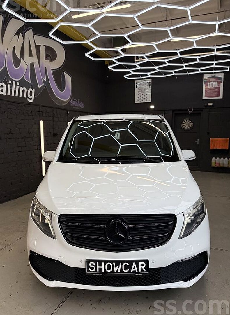Mercedes-Benz V220 — foto 4