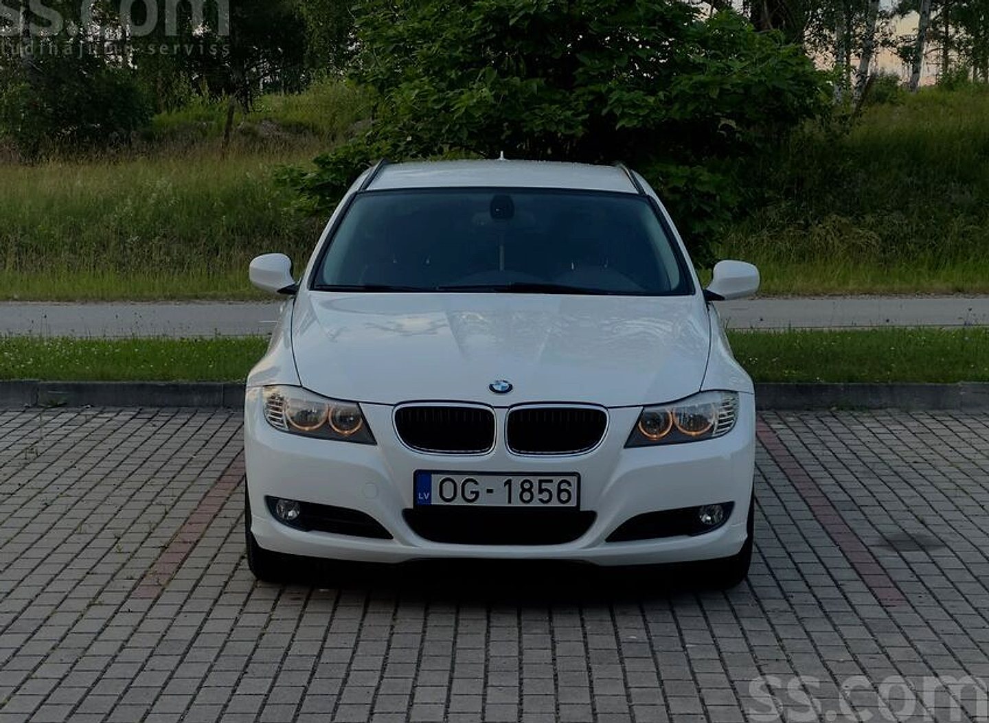 BMW 318 — foto 2