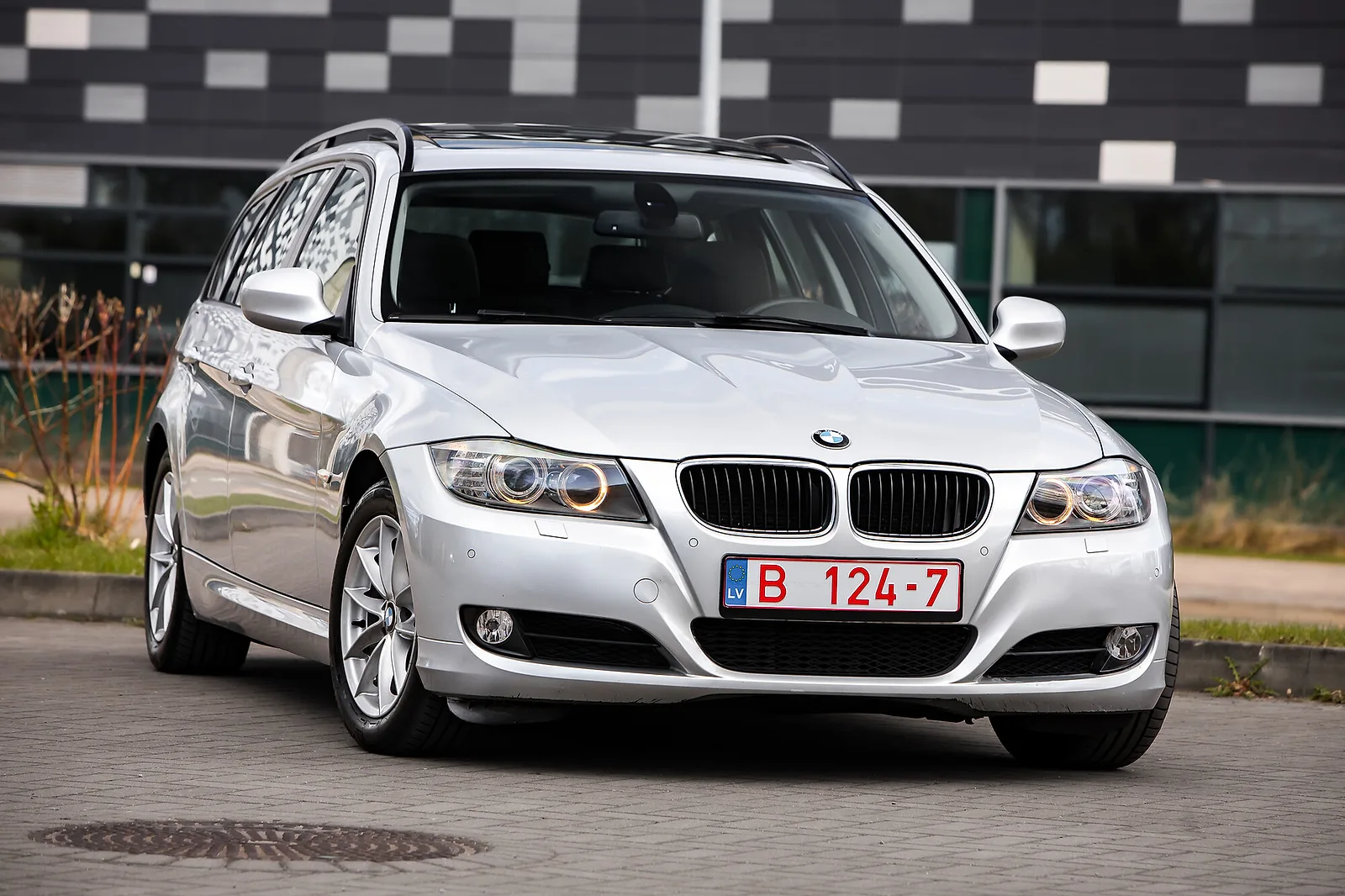 BMW 318, 2010. gads