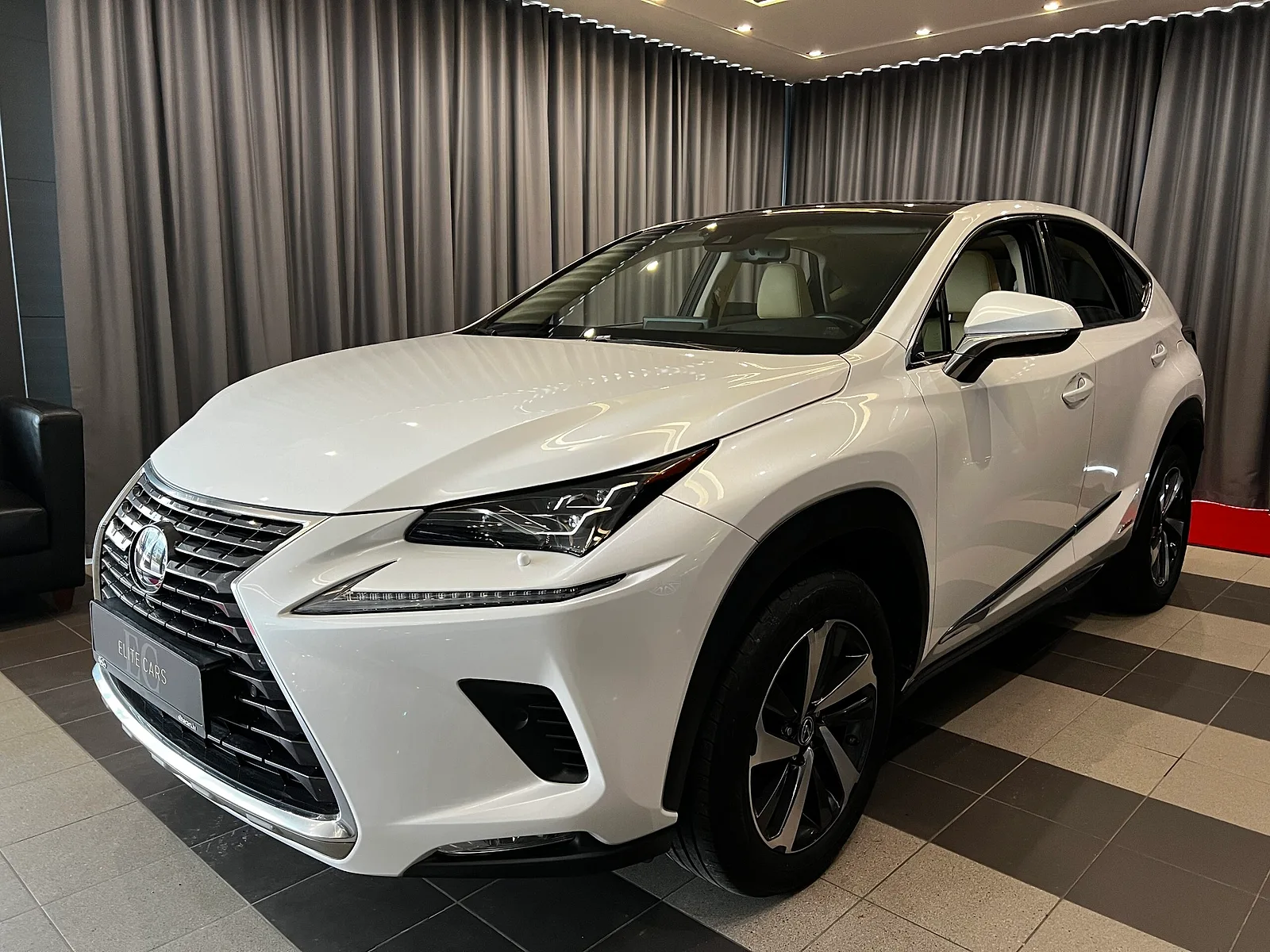 Lexus NX 300h Facelift, 2018. gads