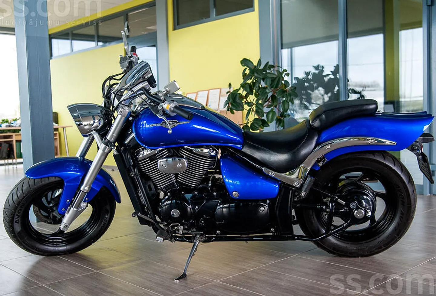 Suzuki Vz800