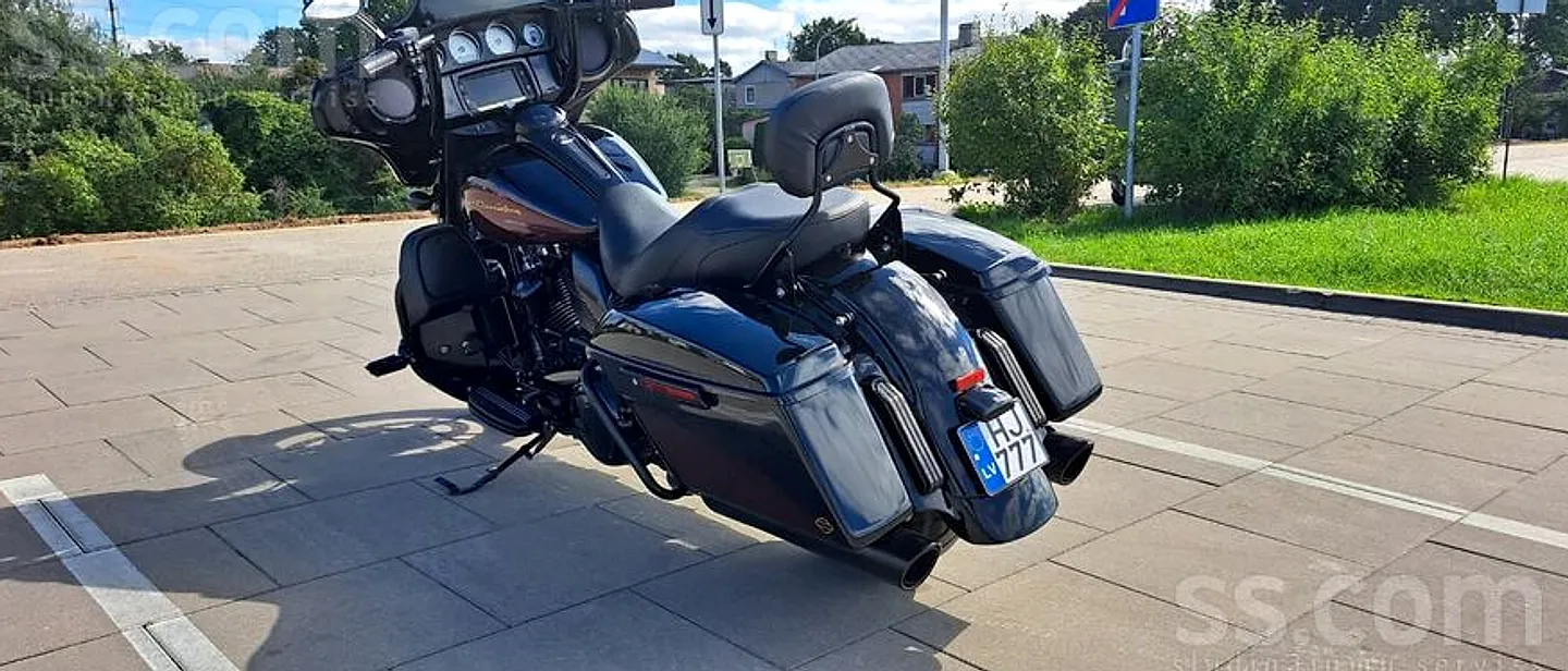 Harley-Davidson Flhxs, 2017. gads