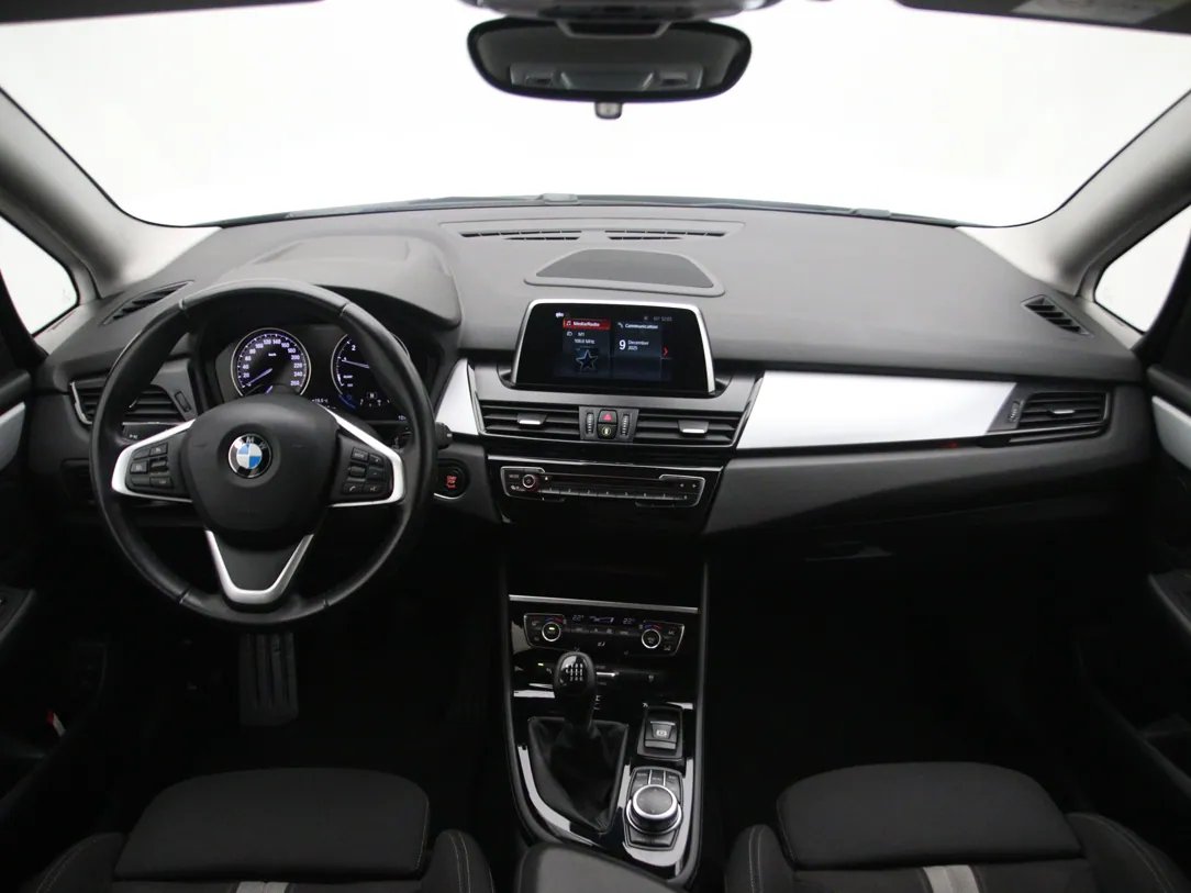 BMW 218 Gran Tourer — foto 3