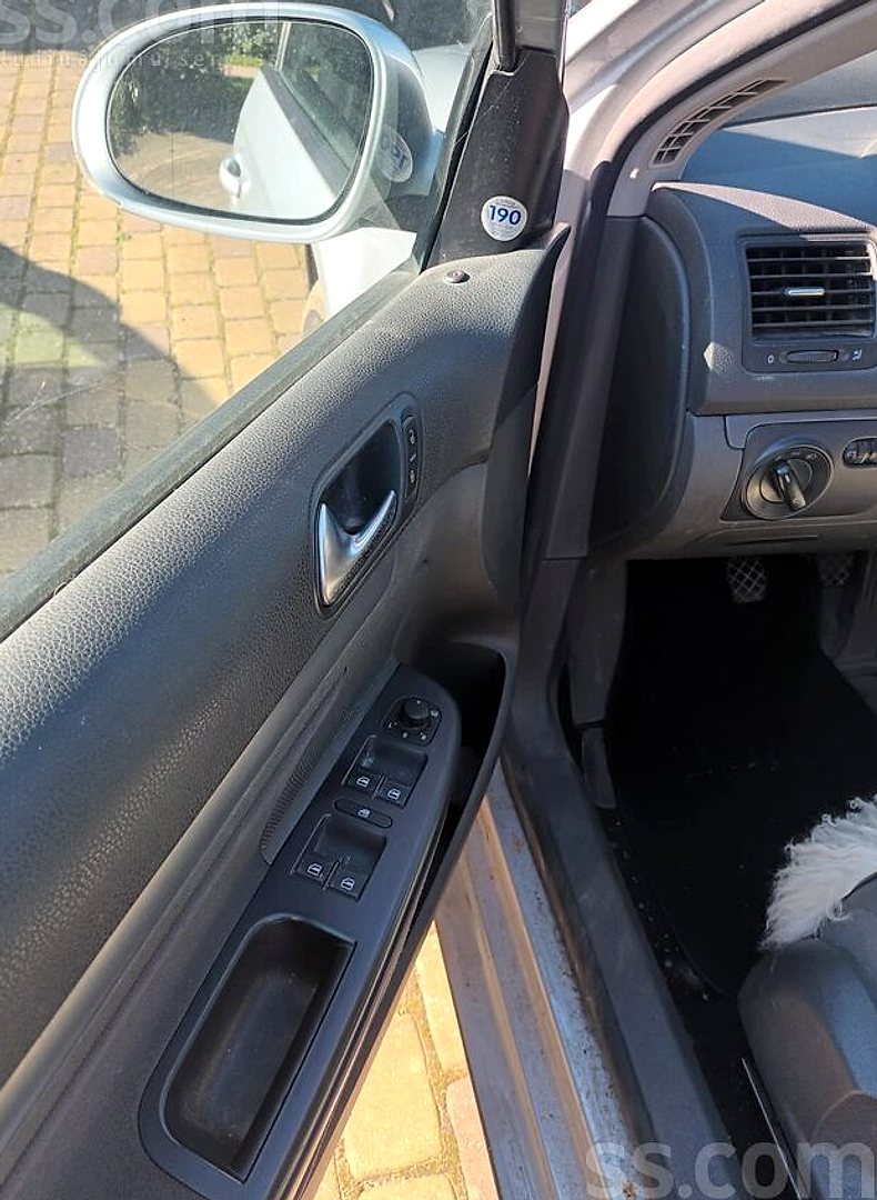 Volkswagen Golf 5 — foto 2