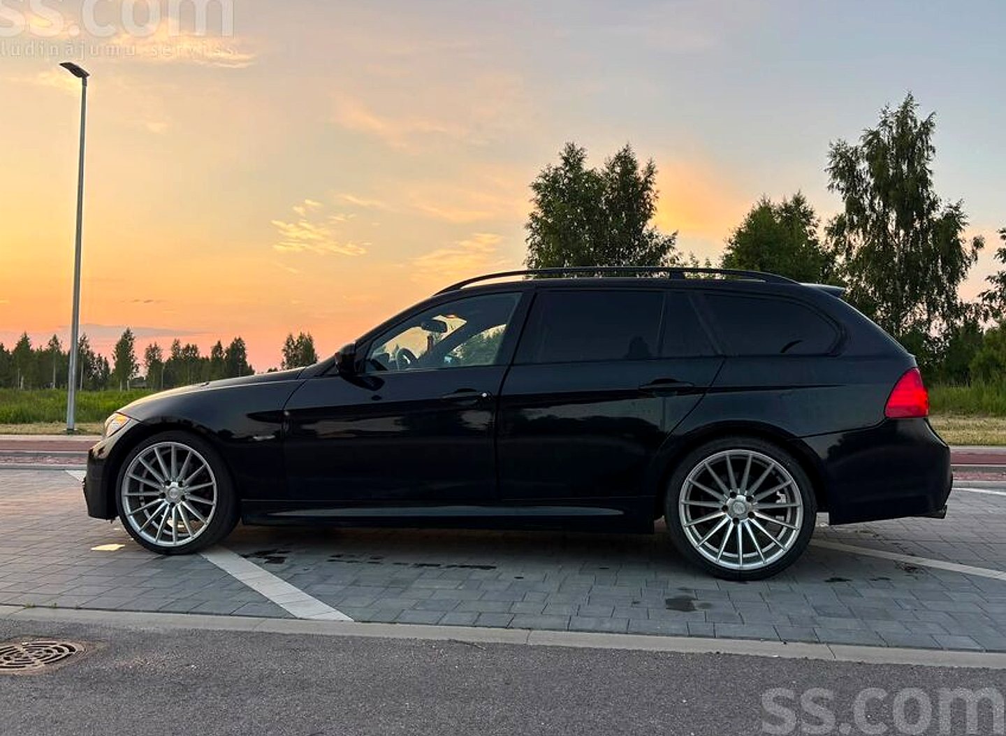 BMW 320 — foto 3
