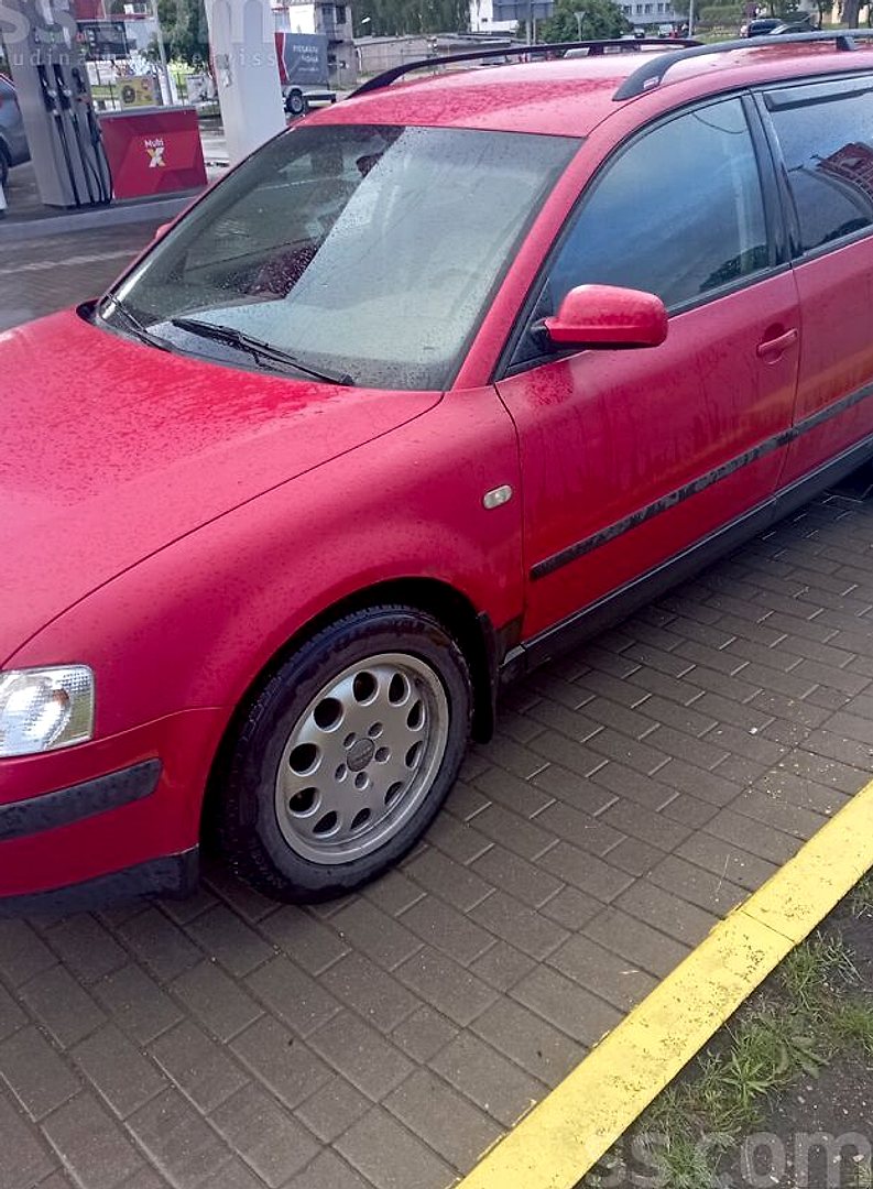 Volkswagen Passat (B5), 1998. gads