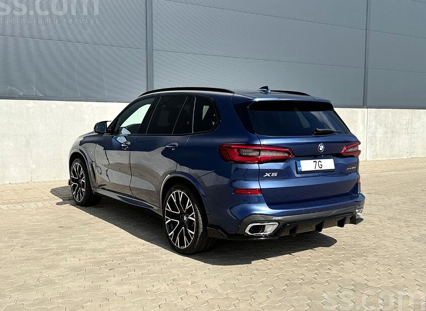 BMW X5 — foto 5