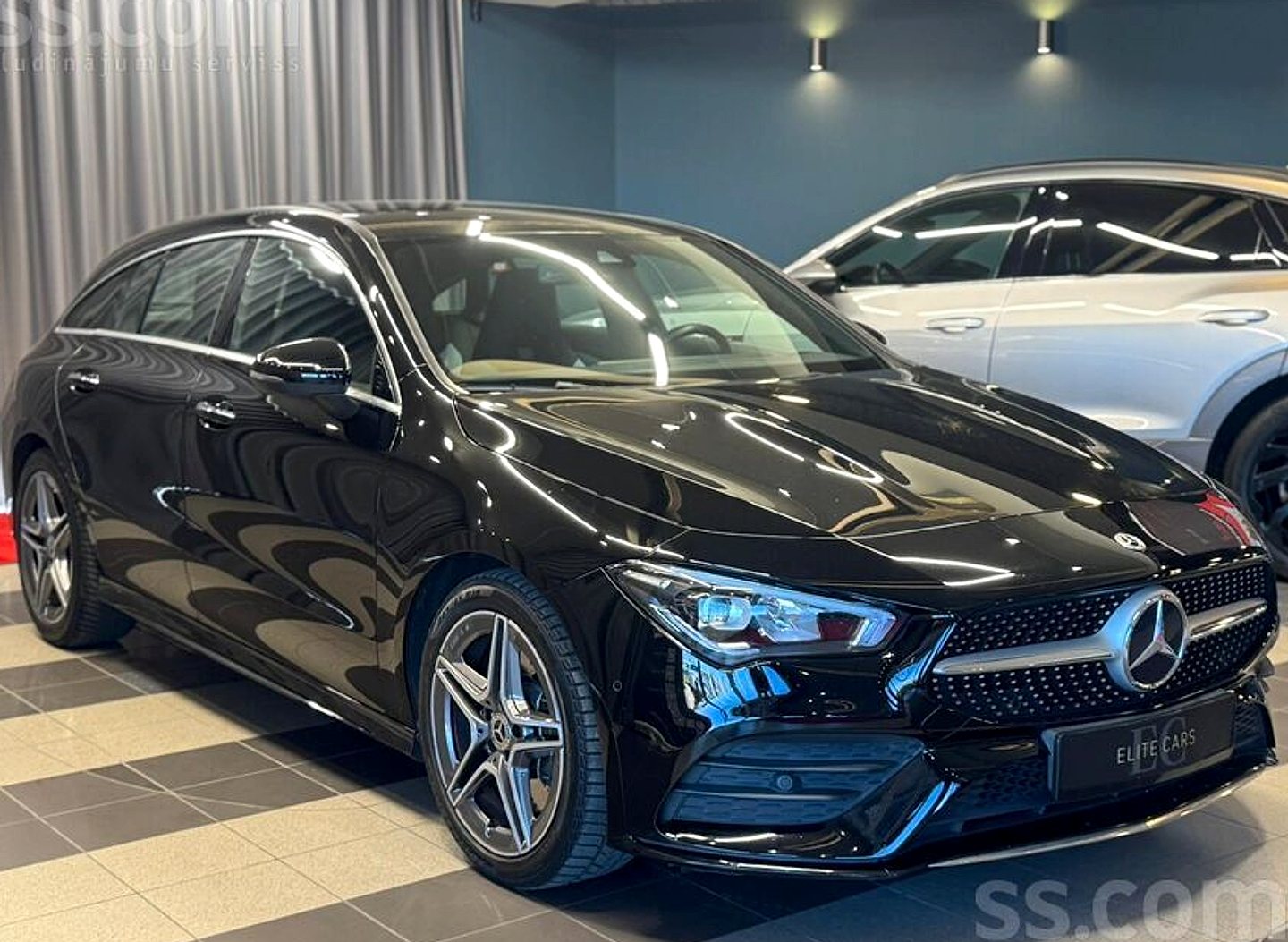 Mercedes-Benz CLA250 — foto 4