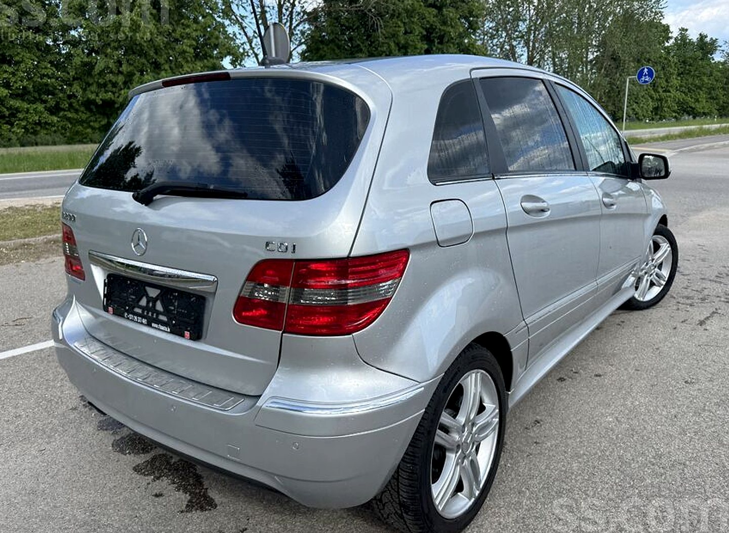 Mercedes-Benz B200 — foto 6