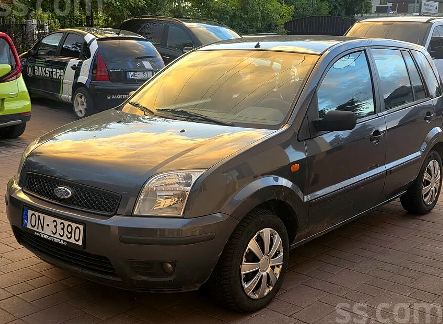 Ford Fusion, 2003. gads