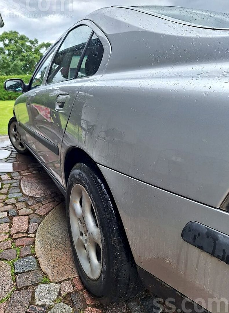 Volvo S60 — foto 4