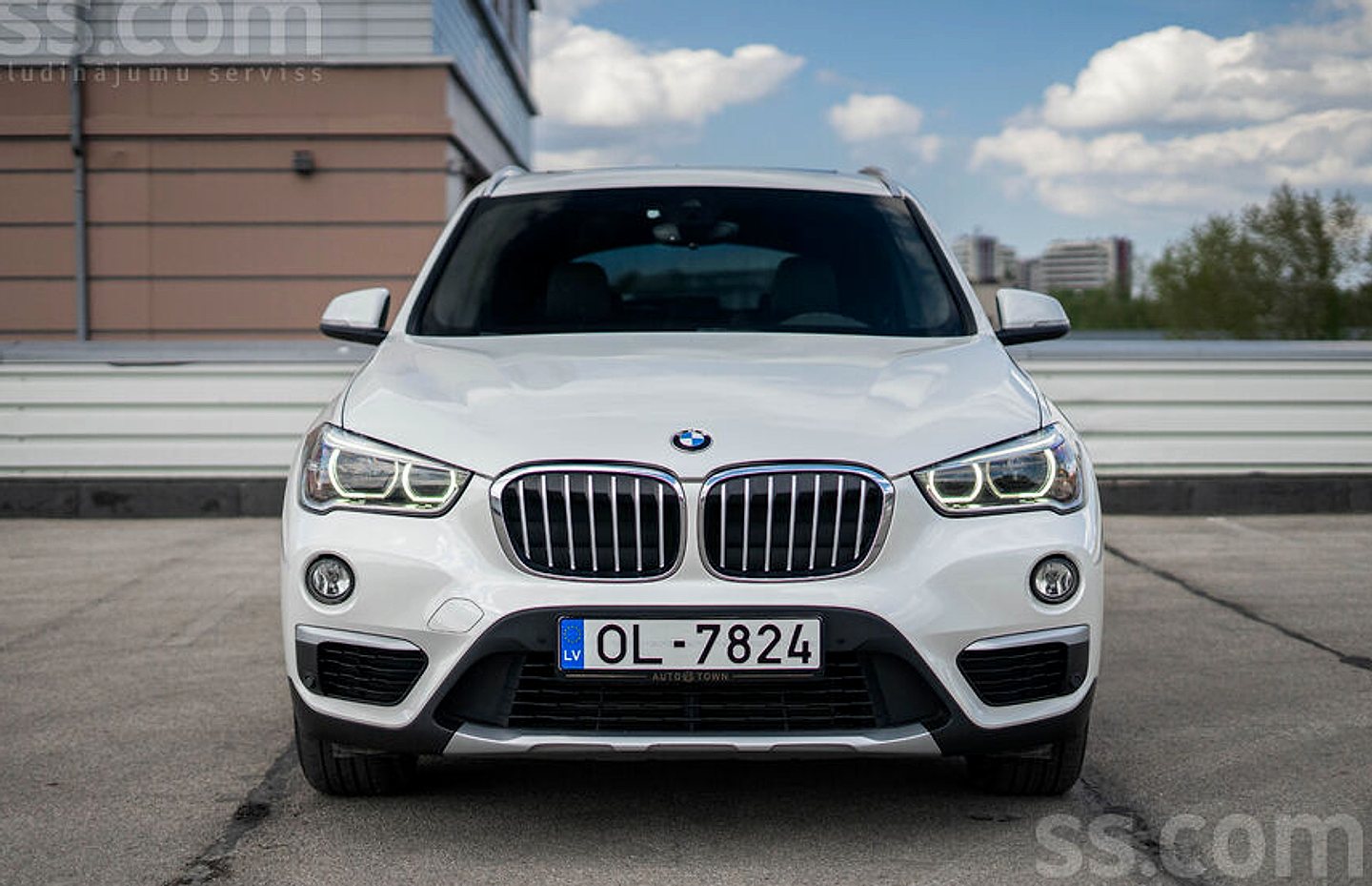 BMW X1 — foto 3