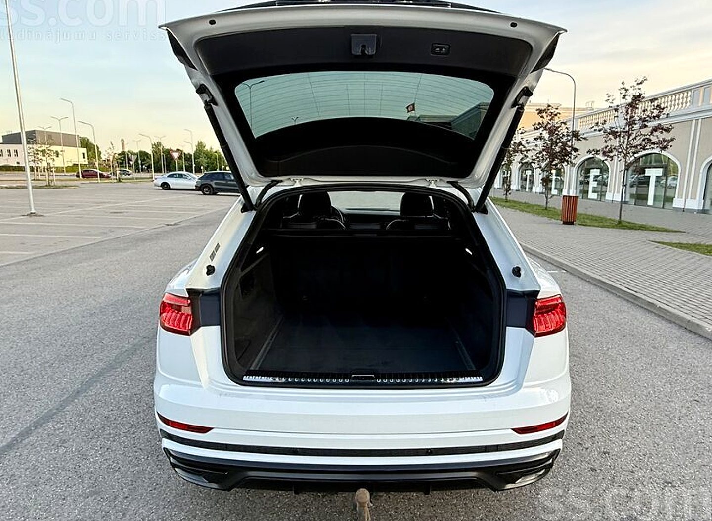 Audi Q8 — foto 5