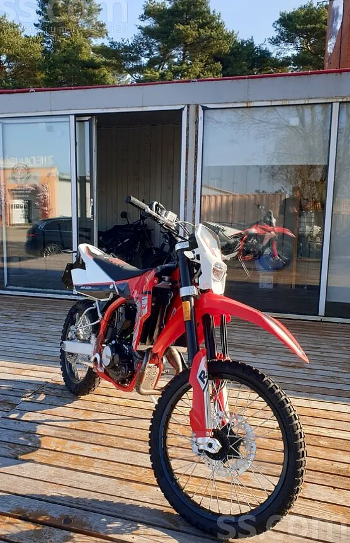 Swm Rs125R, 2025. gads
