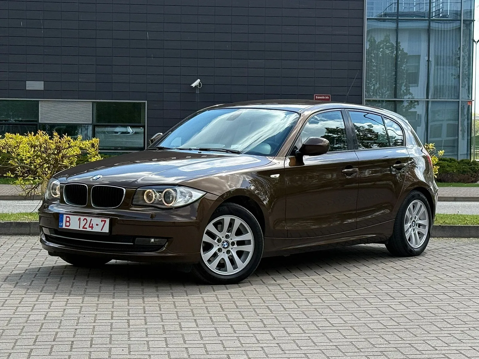 BMW 118, 2010. gads
