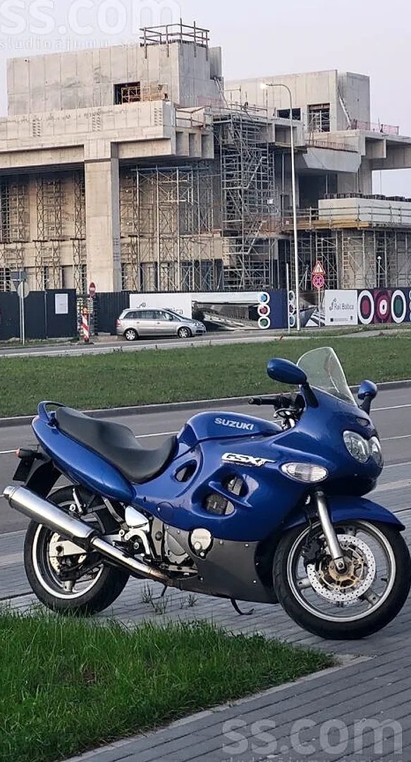 Suzuki Gsx 600 f