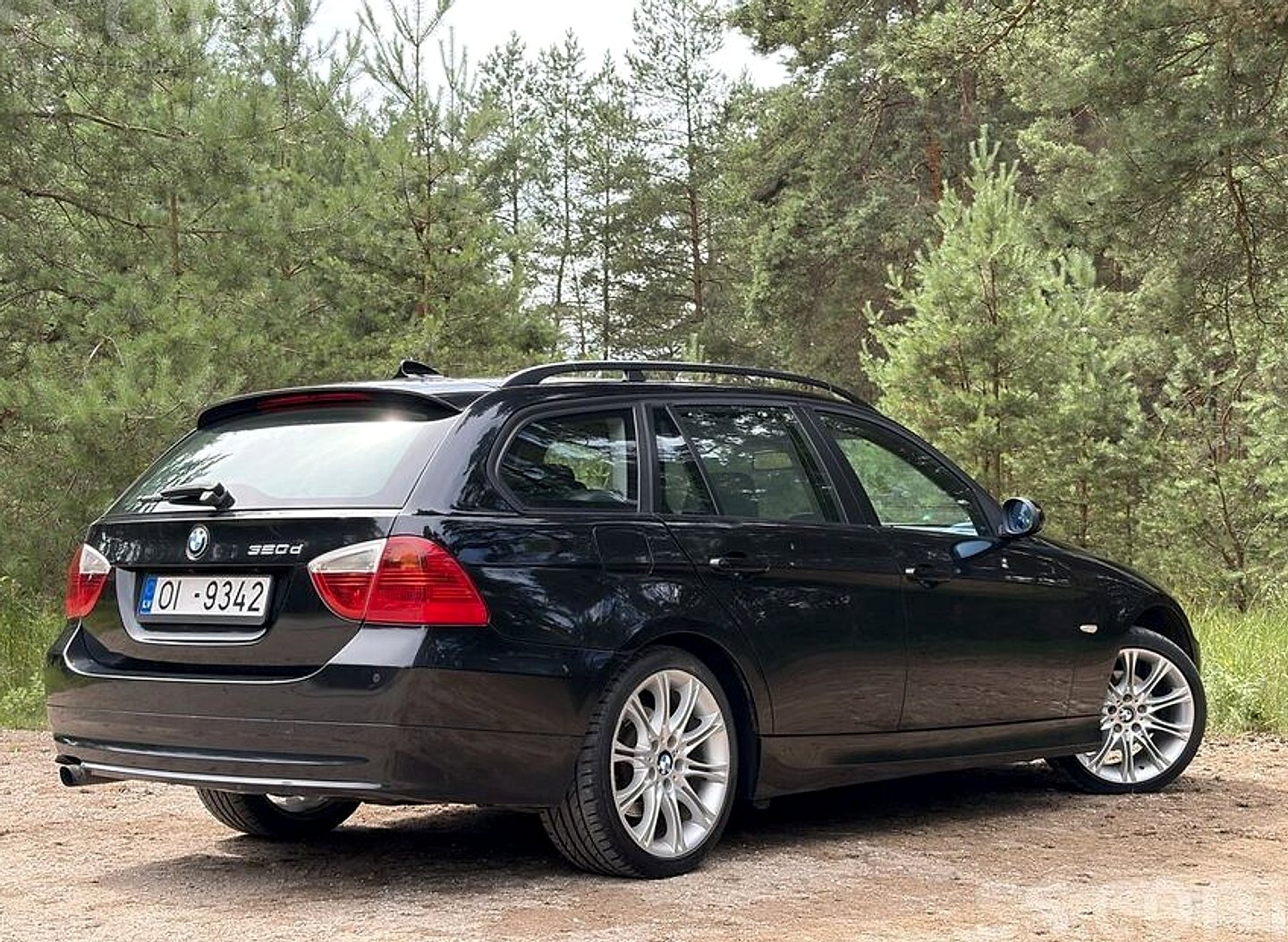 BMW 320 — foto 5