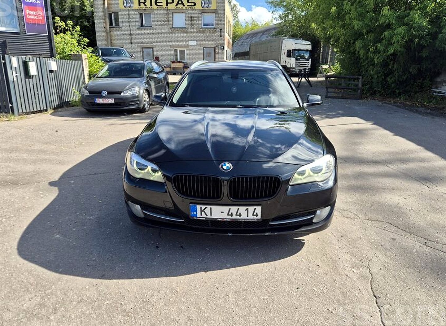 BMW 520 — foto 3