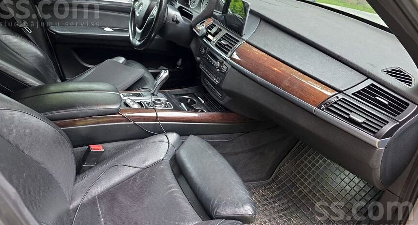 BMW X5 — foto 6