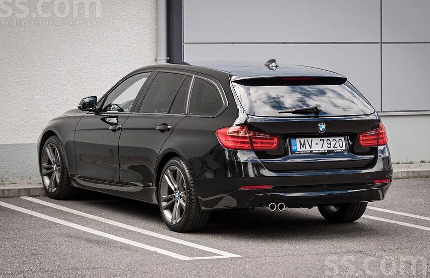 BMW 330 — foto 6