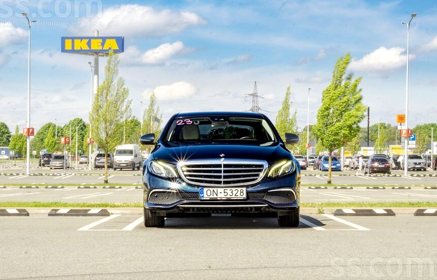 Mercedes-Benz E350 — foto 3