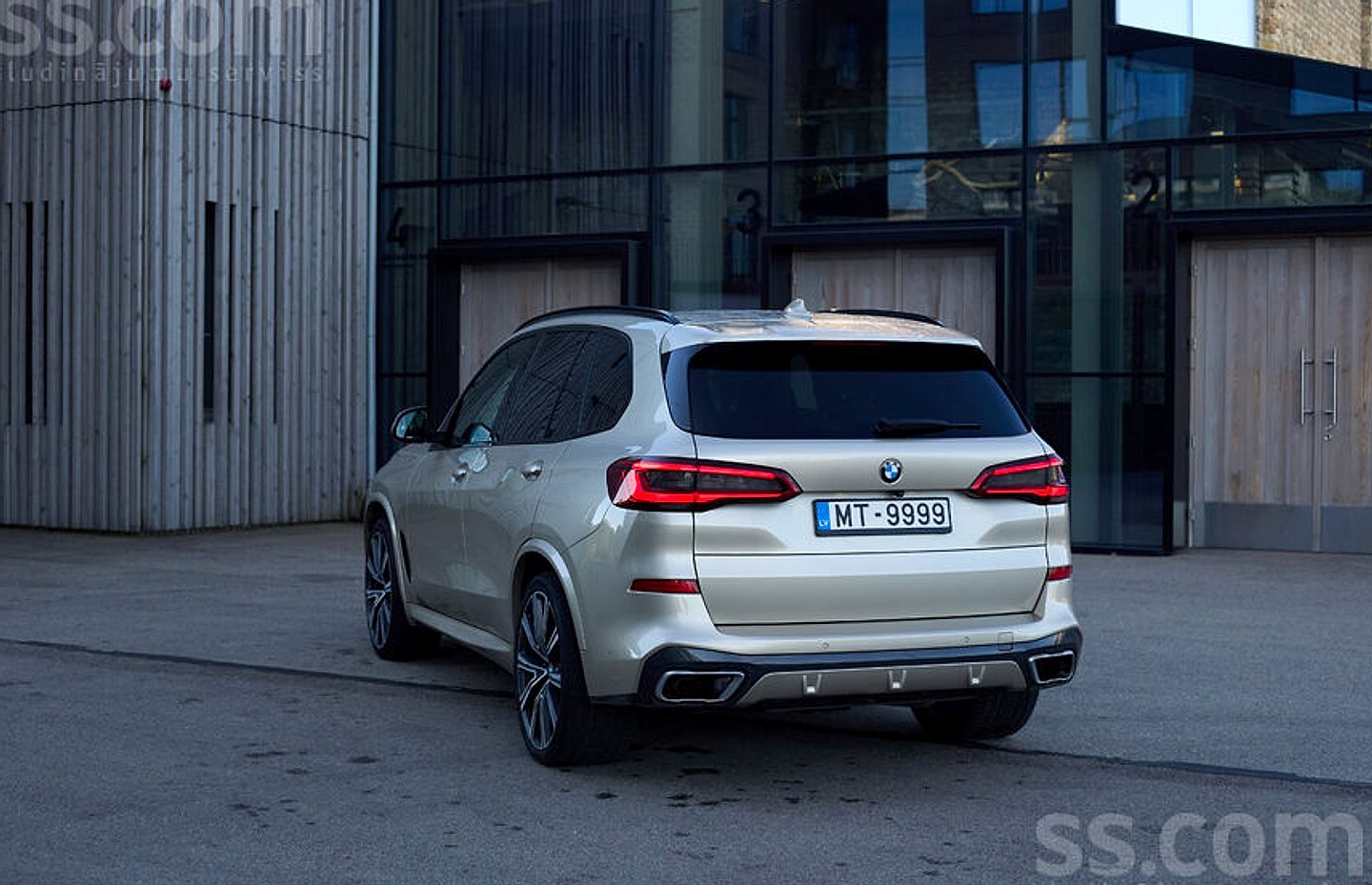 BMW X5 — foto 6