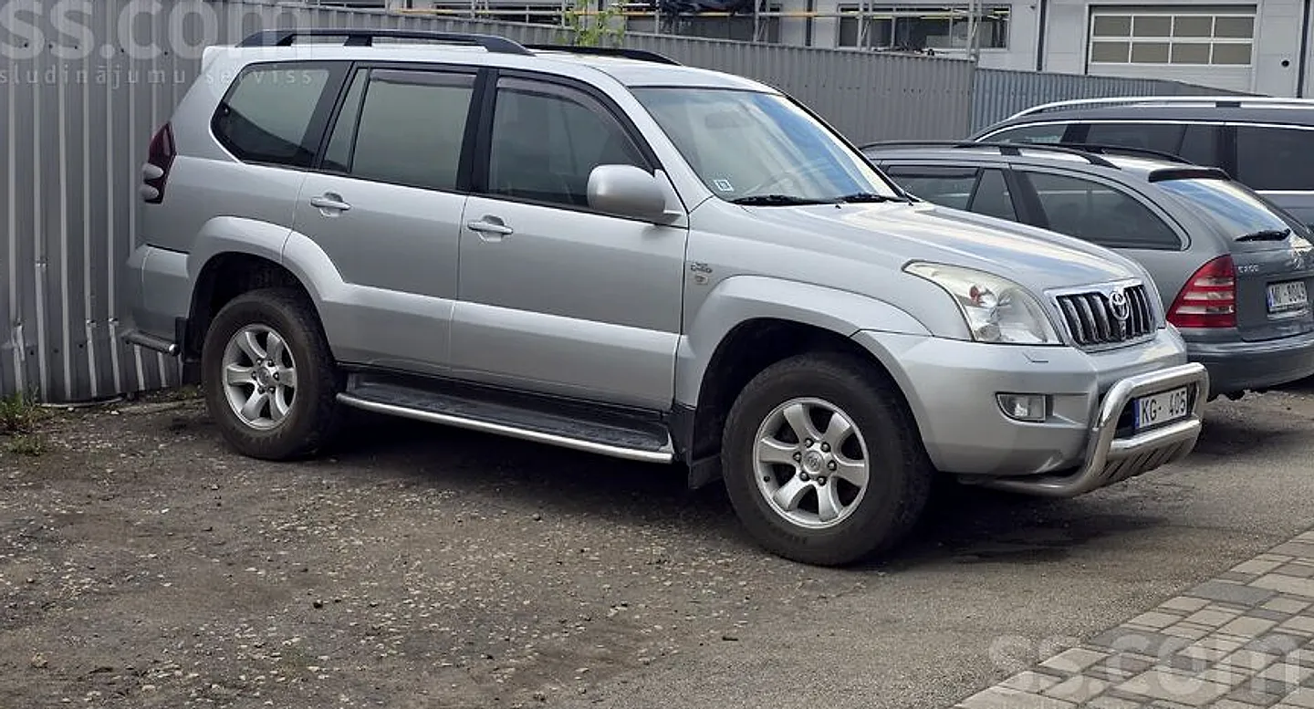 Toyota Land Cruiser, 2004. gads