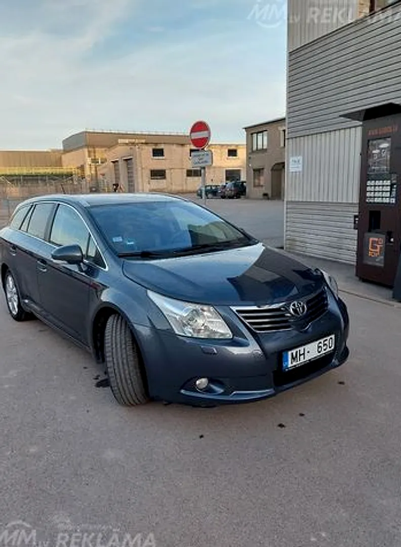 Toyota Avensis, 2009. gads