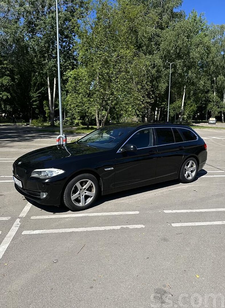 BMW 520 — foto 4