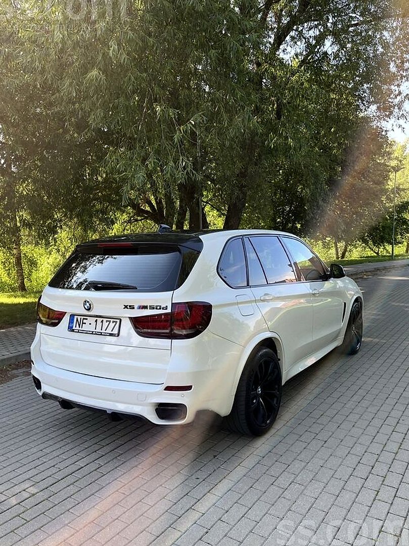 BMW X5 — foto 5