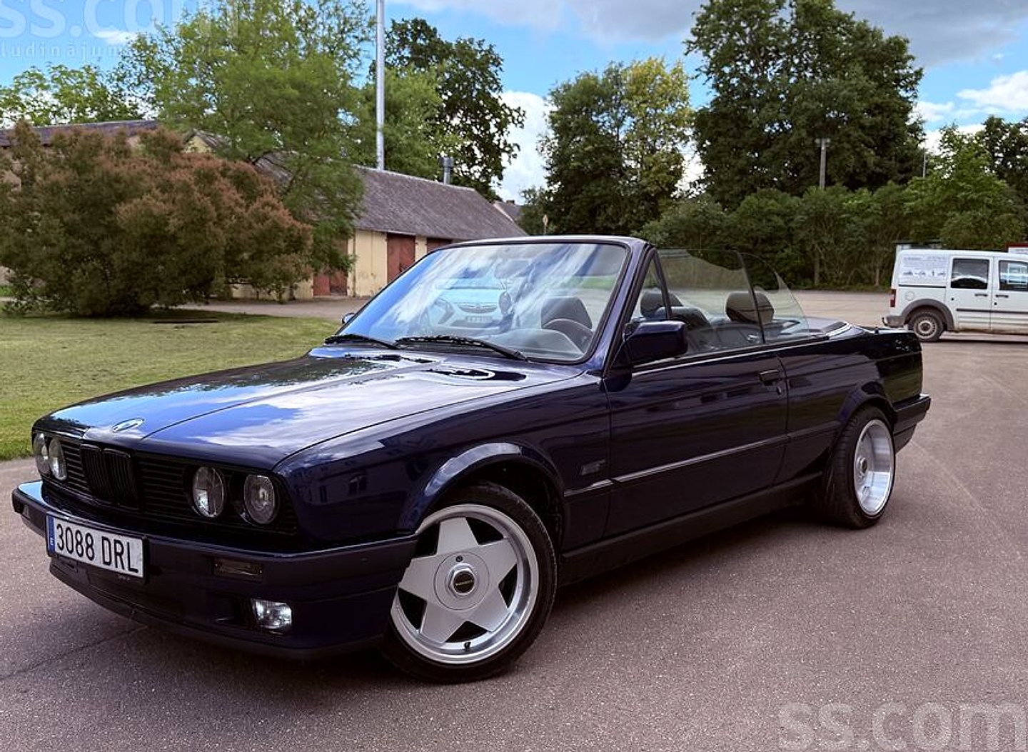 BMW 318 — foto 5