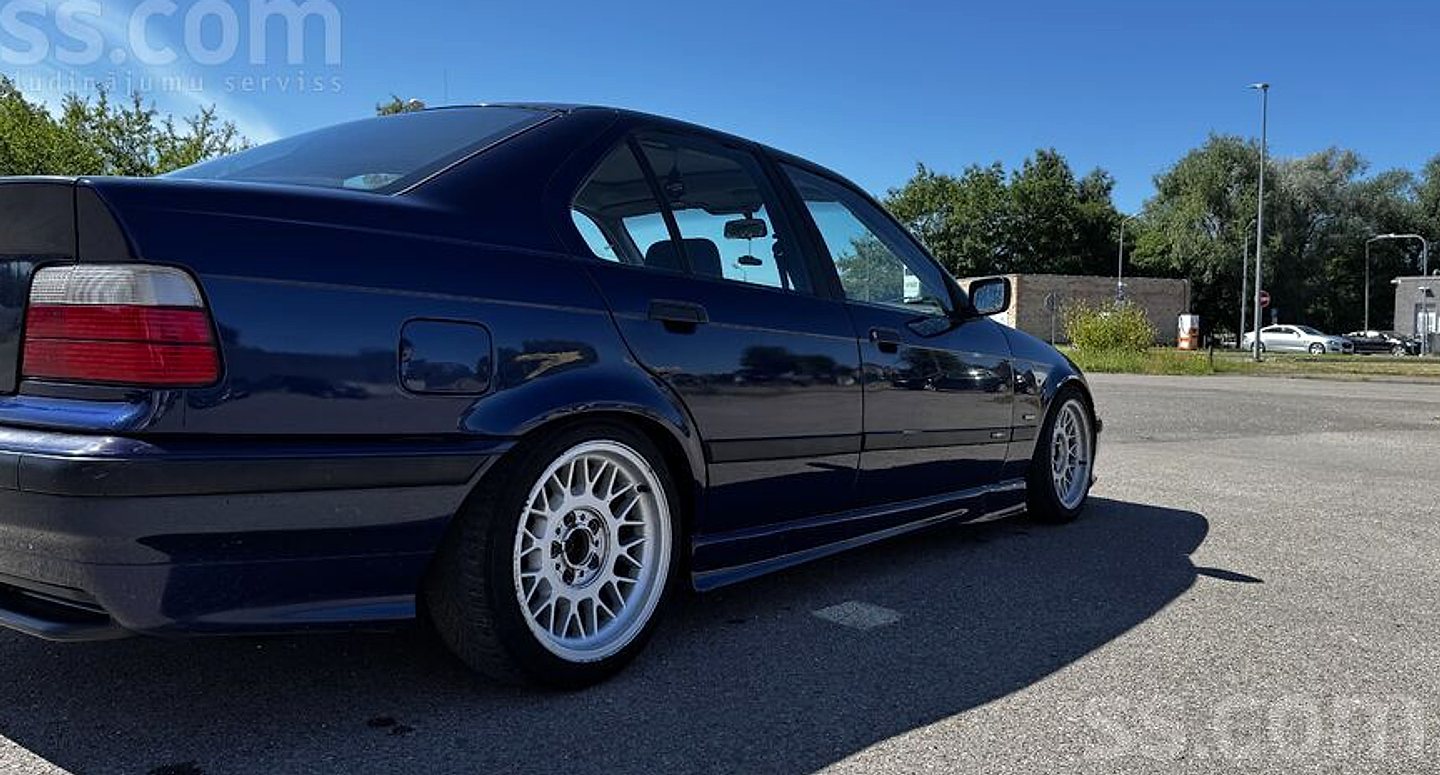 BMW 325 — foto 5