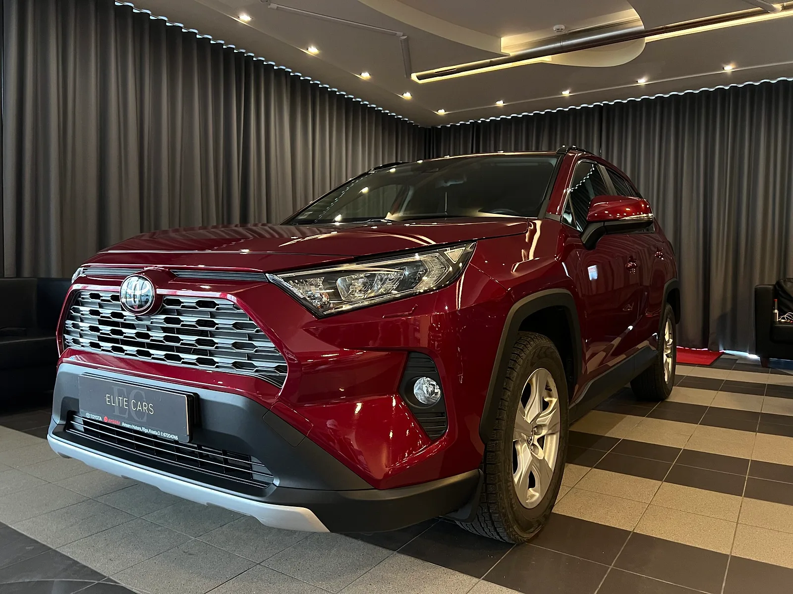 Toyota Rav4, 2019. gads