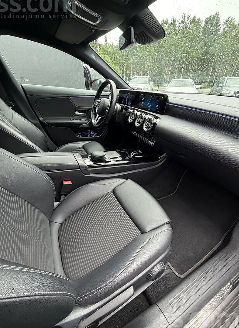 Mercedes-Benz CLA180 — foto 5