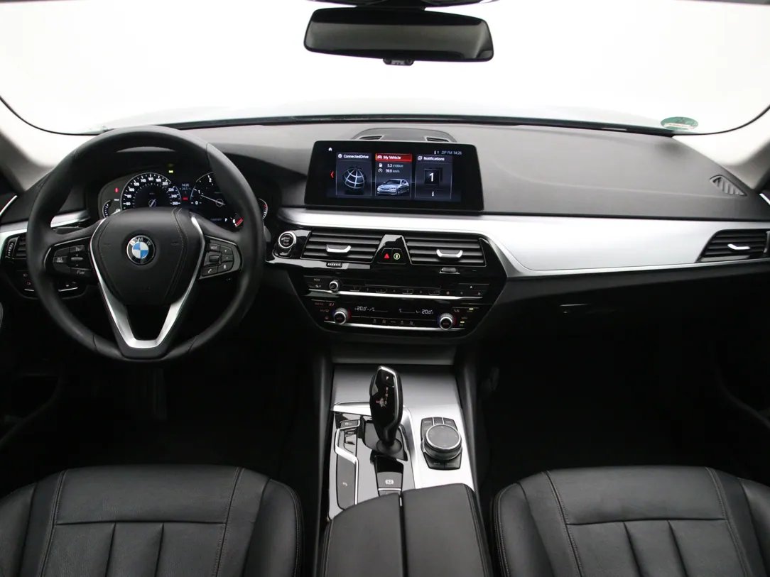 BMW 520 — foto 3