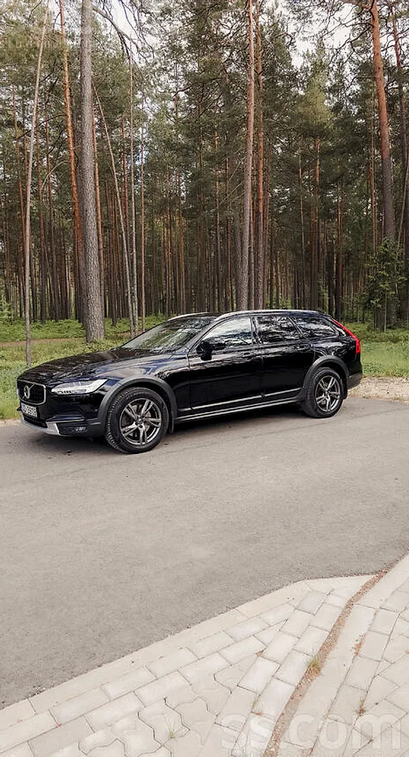 Volvo V90, 2018. gads