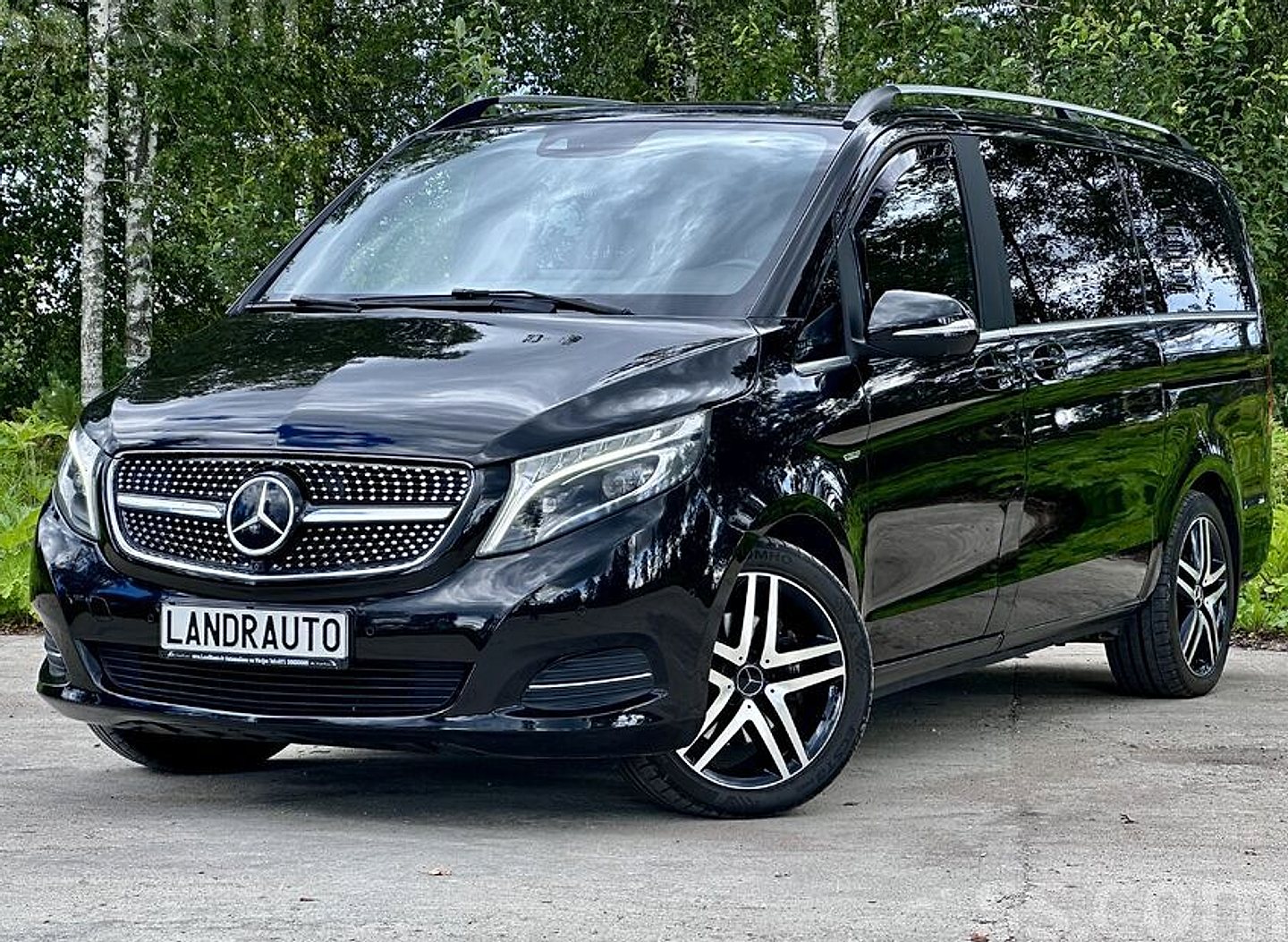 Mercedes-Benz V250, 2014. gads