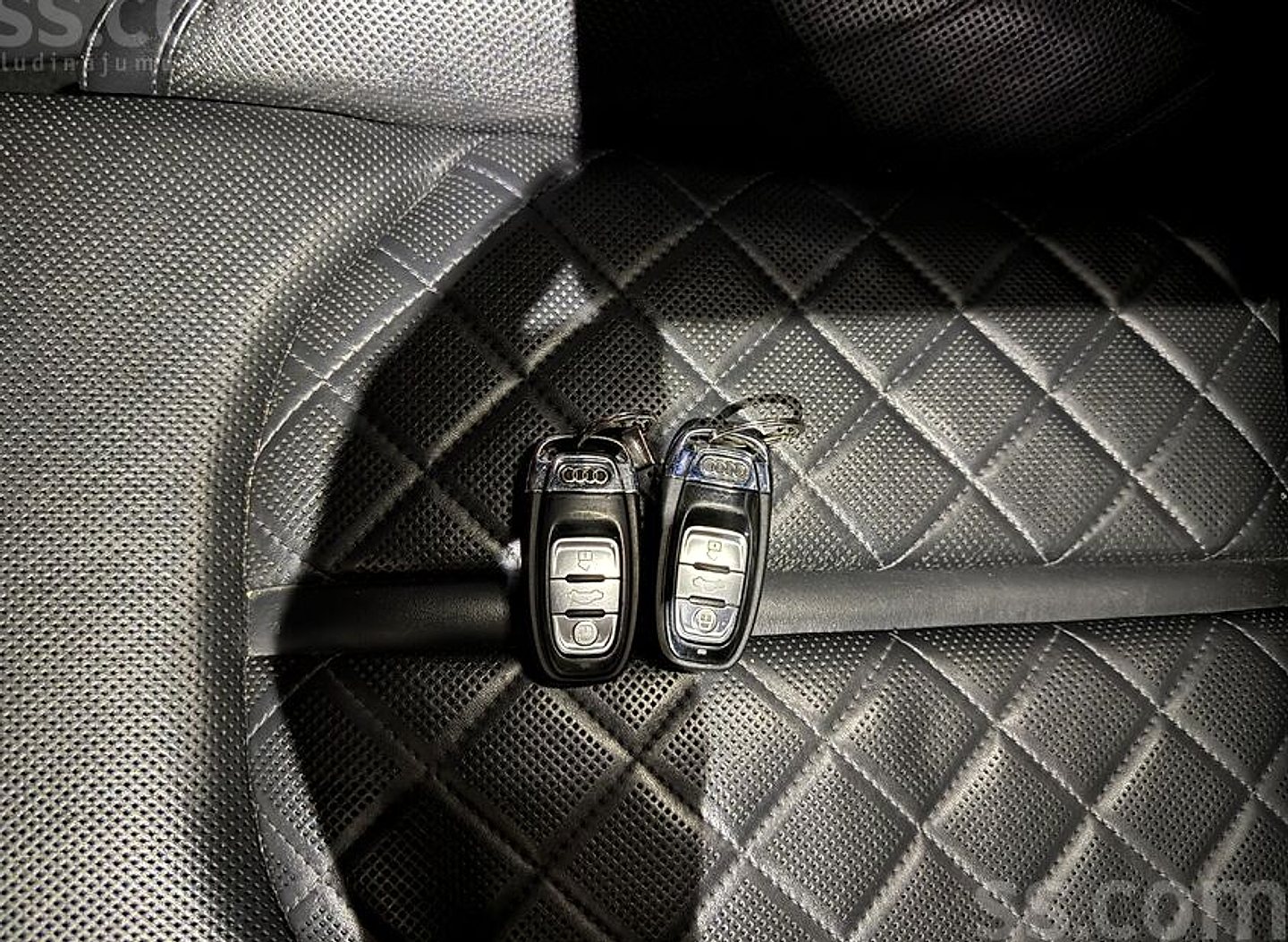 Audi A8 — foto 5